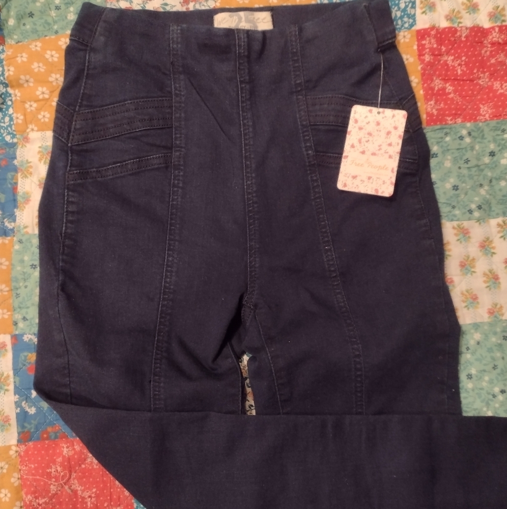 Free People Alright Skinny Jeans NWT Size 25